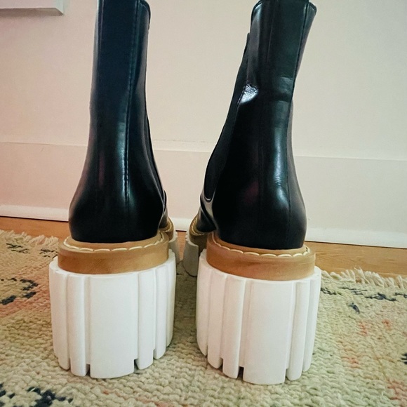 Stella McCarthy Emilie boot- brand new. - Picture 2 of 9